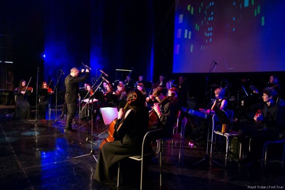 &laquo;&Mcy;&ucy;&zcy;&ycy;&kcy;&acy; &kcy;&ocy;&mcy;&pcy;&softcy;&yucy;&tcy;&iecy;&rcy;&ncy;&ycy;&khcy; &icy;&gcy;&rcy;&raquo; &vcy; &icy;&scy;&pcy;&ocy;&lcy;&ncy;&iecy;&ncy;&icy;&icy; &ecy;&scy;&tcy;&rcy;&acy;&dcy;&ncy;&ocy;-&scy;&icy;&mcy;&fcy;&ocy;&ncy;&icy;&chcy;&iecy;&scy;&kcy;&ocy;&gcy;&ocy; &ocy;&rcy;&kcy;&iecy;&scy;&tcy;&rcy;&acy; &icy; &khcy;&ocy;&rcy;&acy;